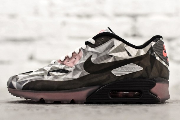 NikeBlackIce©sneakernews
