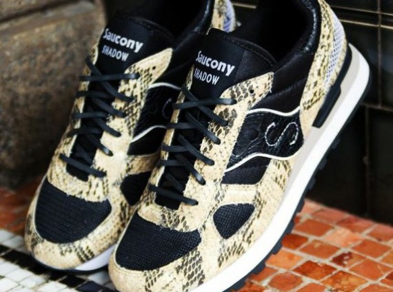 Saucony© Shadow